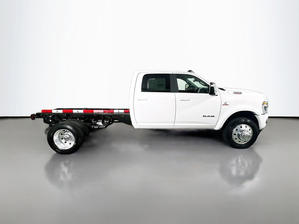 New 2026 RAM 4500 4x4 Crew Cab DRW image 8
