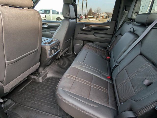 Certified 2022 Chevrolet Silverado 1500 High Country w/ Z71 Off-Road Package image 11