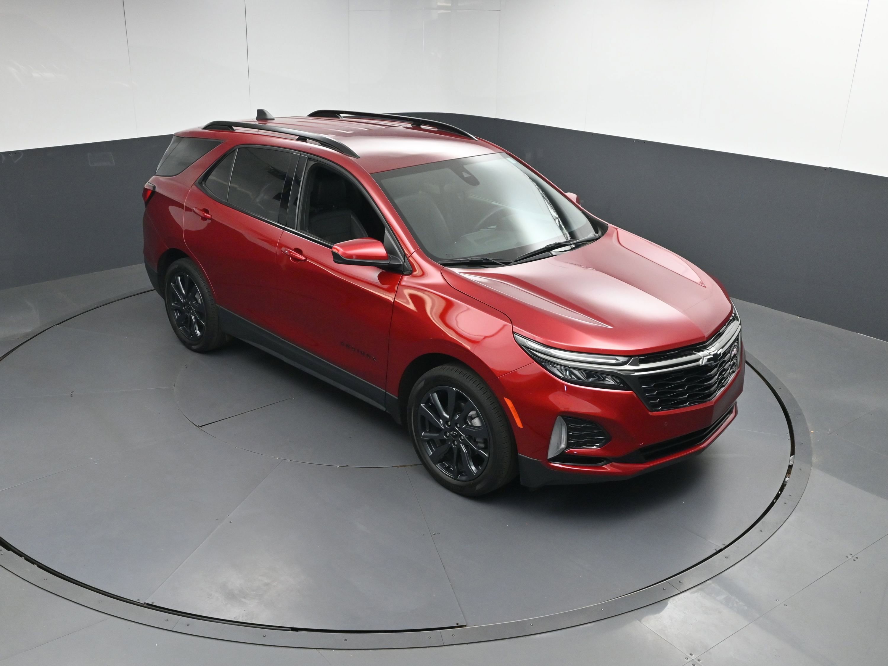 Used 2023 Chevrolet Equinox RS image 38