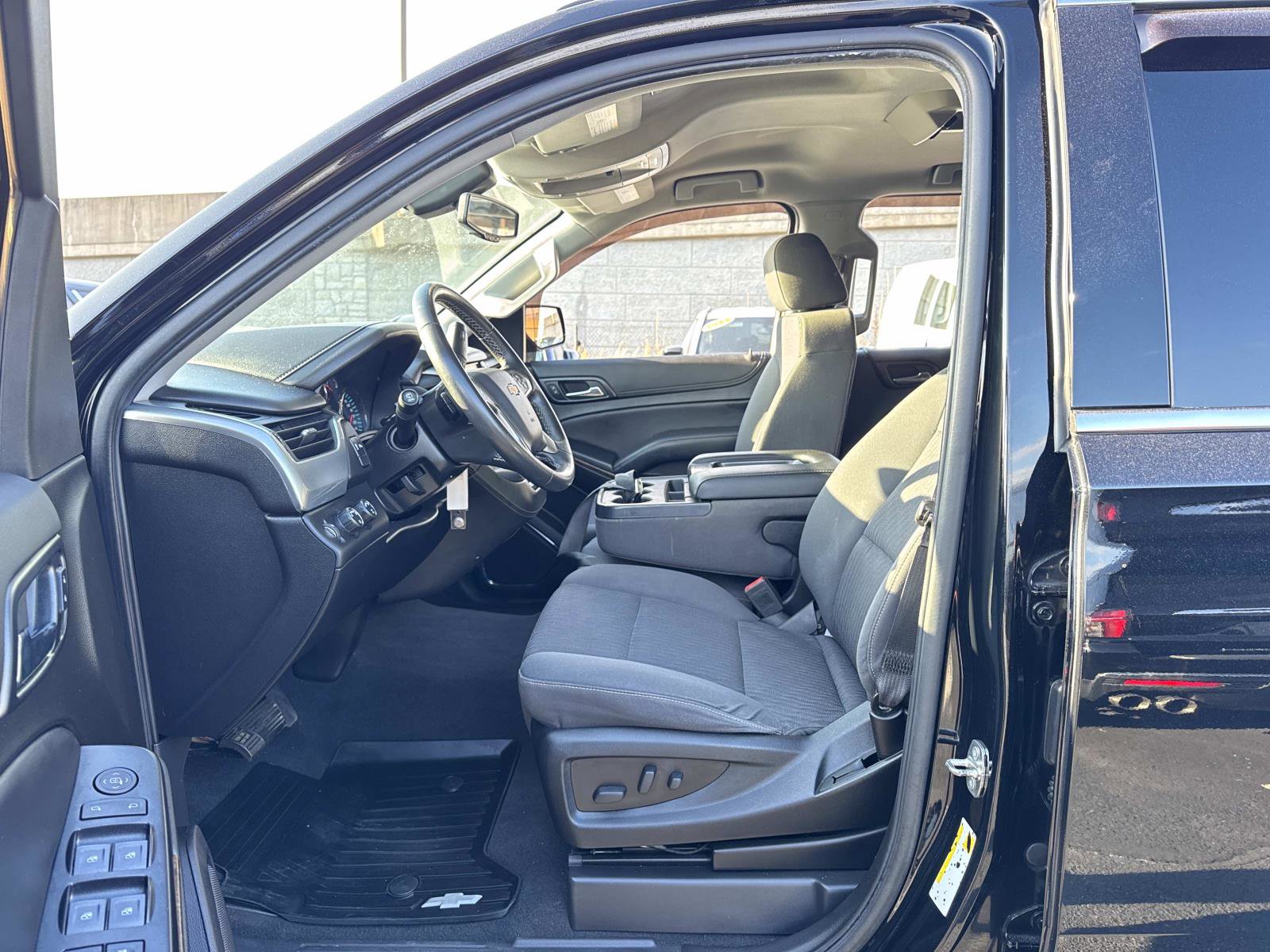 Used 2020 Chevrolet Tahoe LS image 18