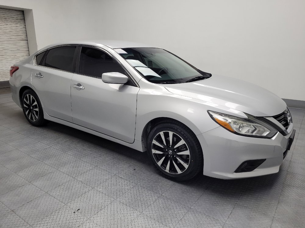 Used 2018 Nissan Altima 2.5 SV FWD image 11