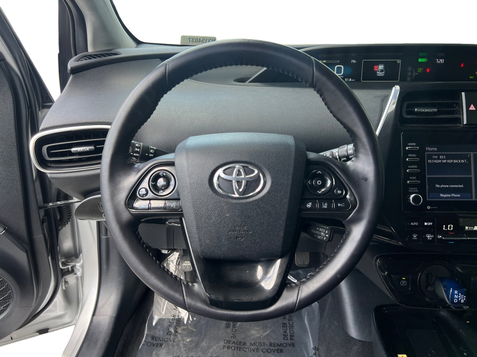 Used 2022 Toyota Prius XLE FWD image 12