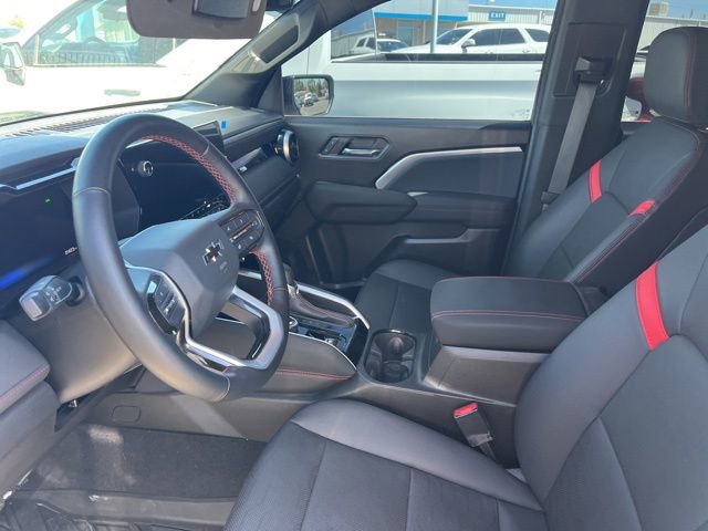 Used 2024 Chevrolet Colorado Z71 w/ Z71 Convenience Package 2 AWD/4WD image 9