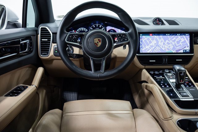 Used 2019 Porsche Cayenne image 3