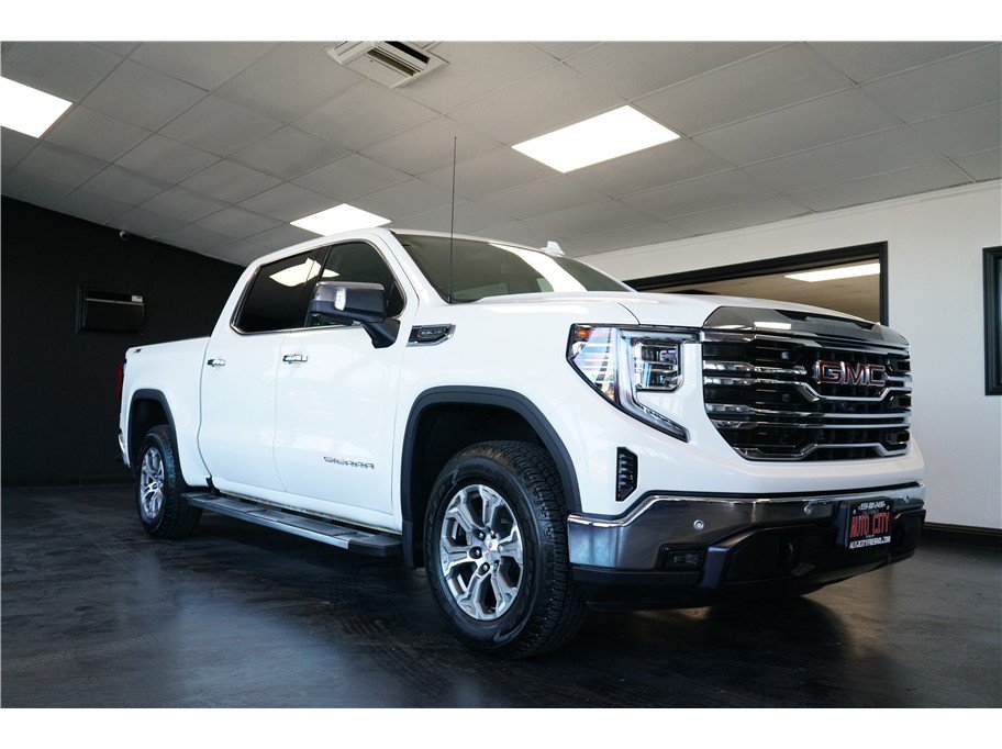 Used 2022 GMC Sierra 1500 SLT w/ SLT Premium Plus Package