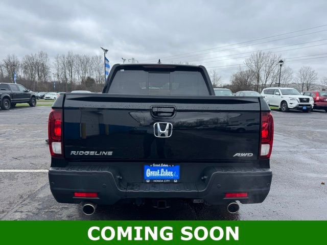 Used 2023 Honda Ridgeline Black Edition image 3