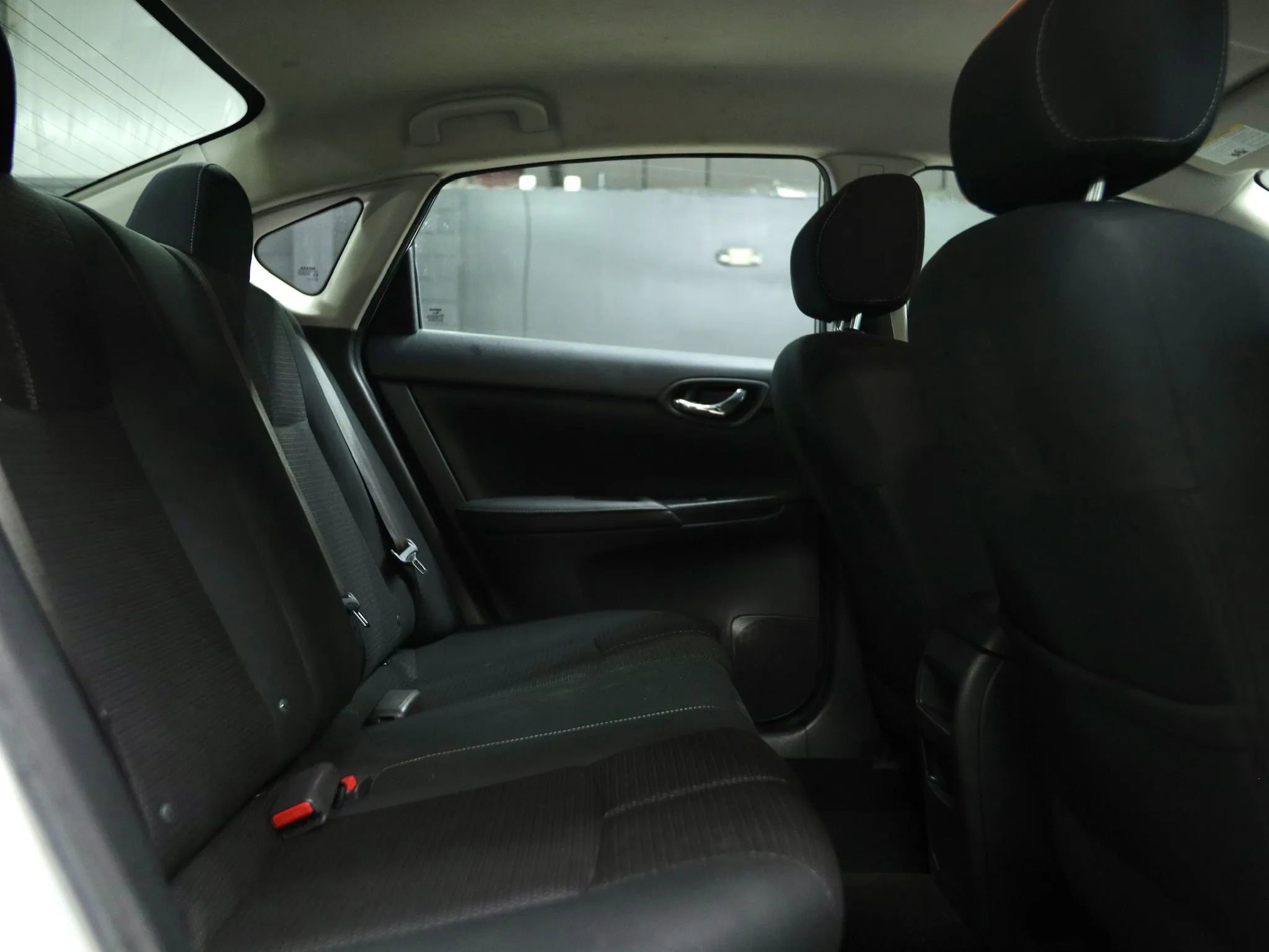 Used 2018 Nissan Sentra S image 29