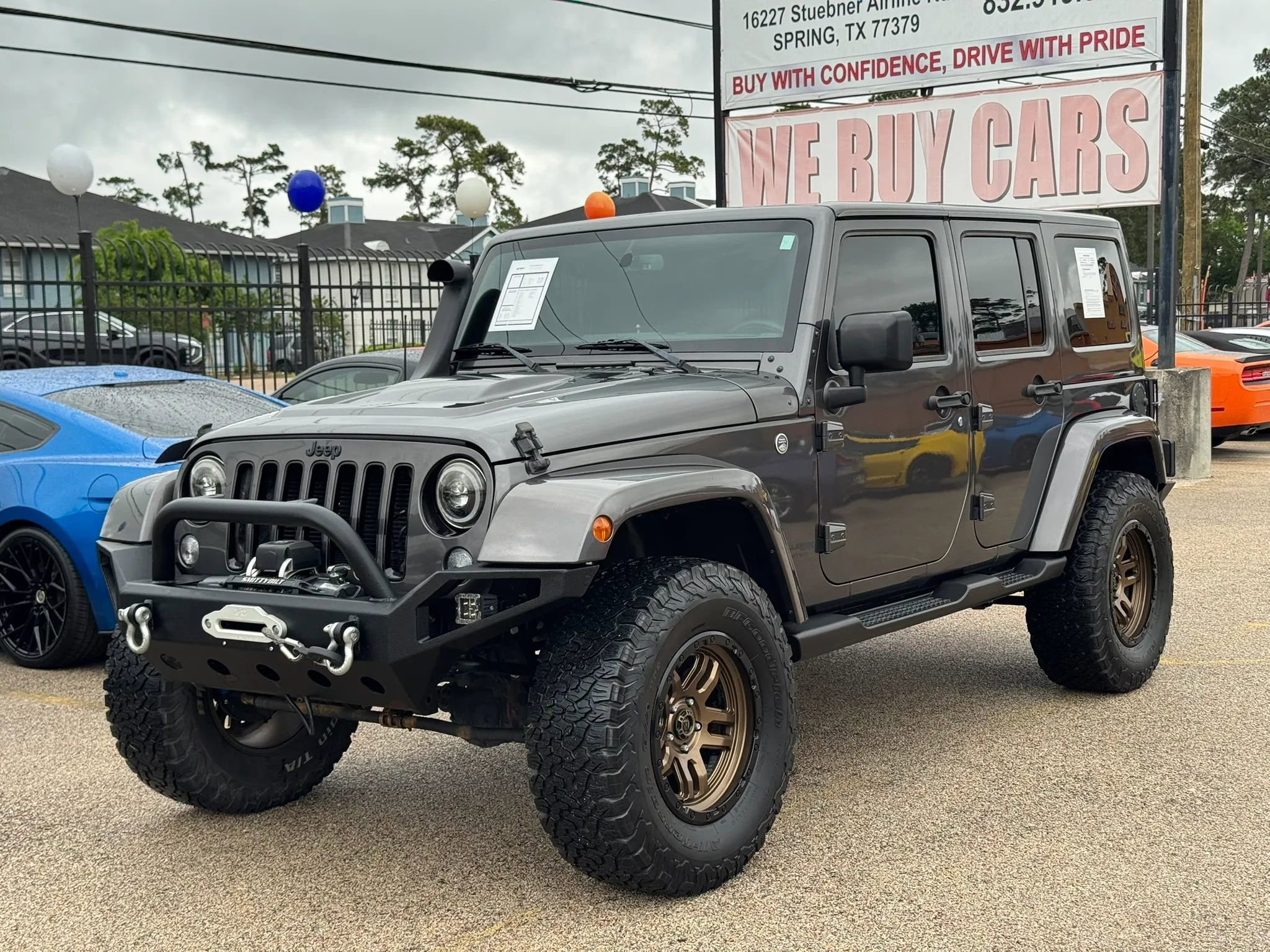 Used 2018 Jeep Wrangler Unlimited Sahara AWD/4WD image 6