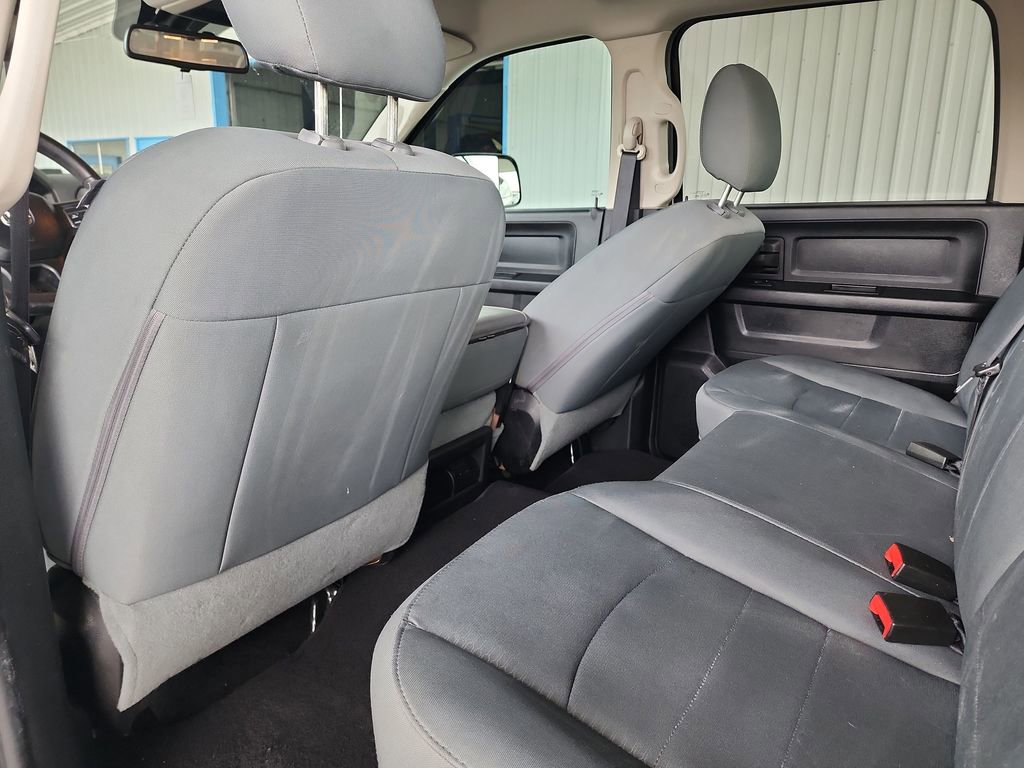 Used 2016 RAM 2500 Tradesman w/ Chrome Appearance Group AWD/4WD image 37
