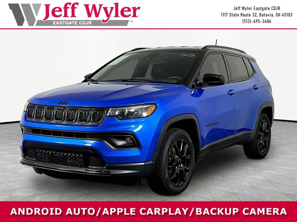New 2023 Jeep Compass Latitude w/ Convenience Group AWD/4WD image 1