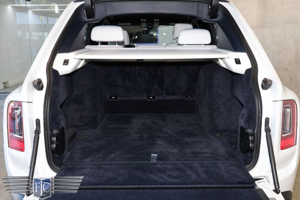 Used 2021 Rolls-Royce Cullinan image 45