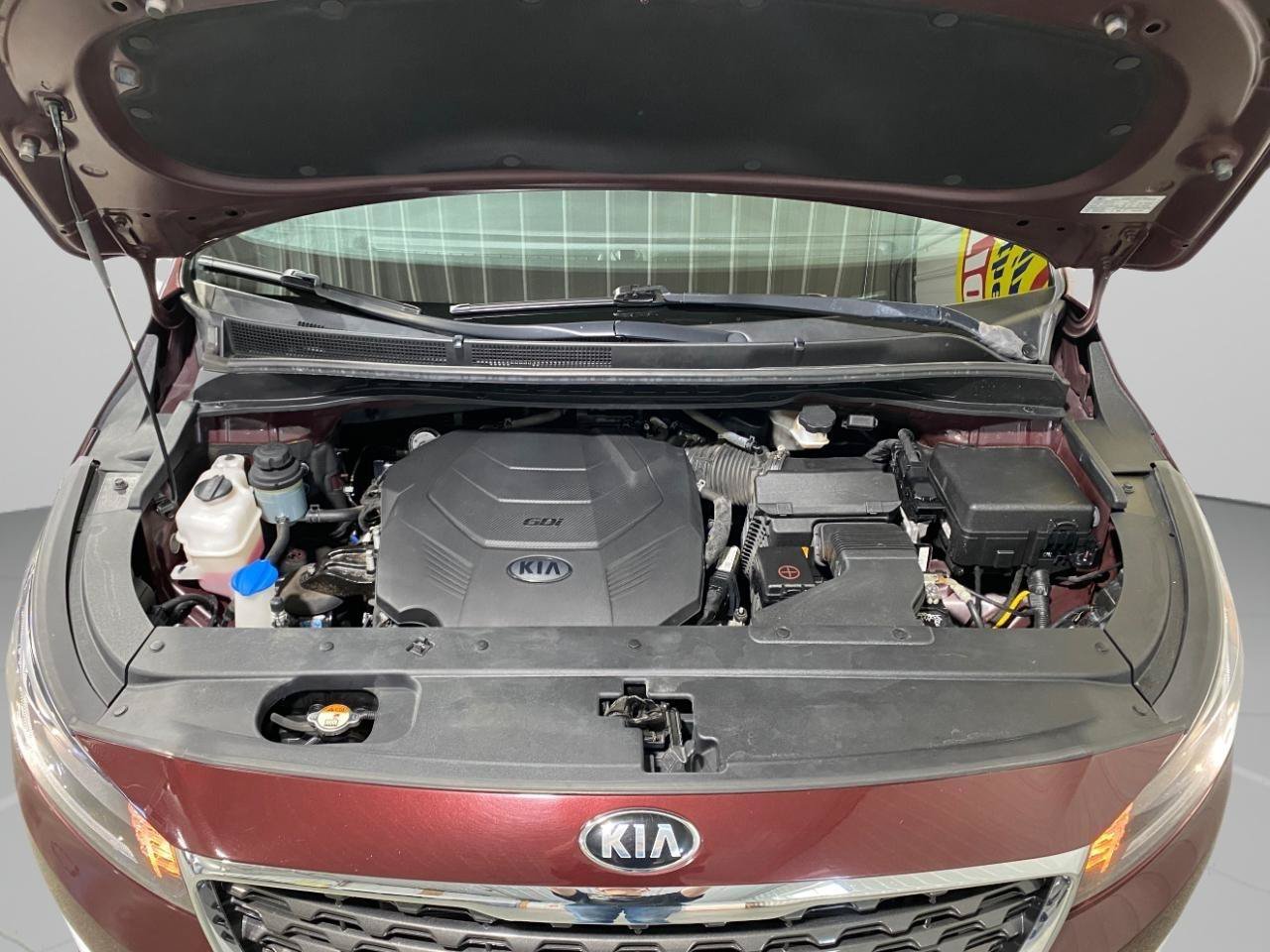 Used 2019 Kia Sedona LX FWD image 25