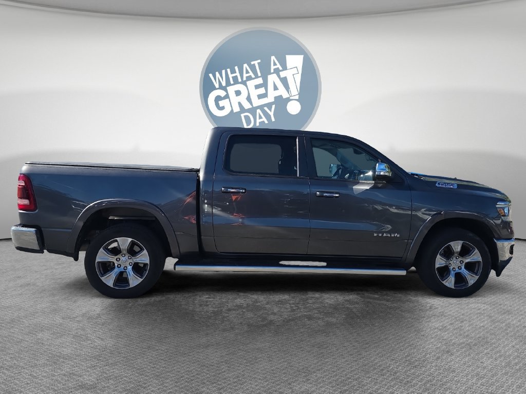 Used 2022 RAM 1500 Laramie AWD/4WD image 2