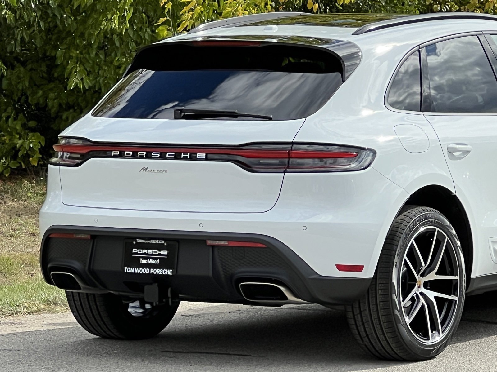 New 2026 Porsche Macan image 9