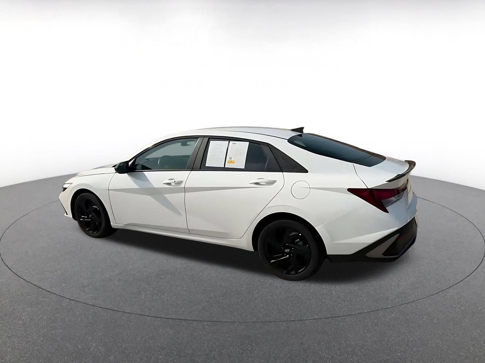 Used 2026 Hyundai Elantra Sport FWD image 10