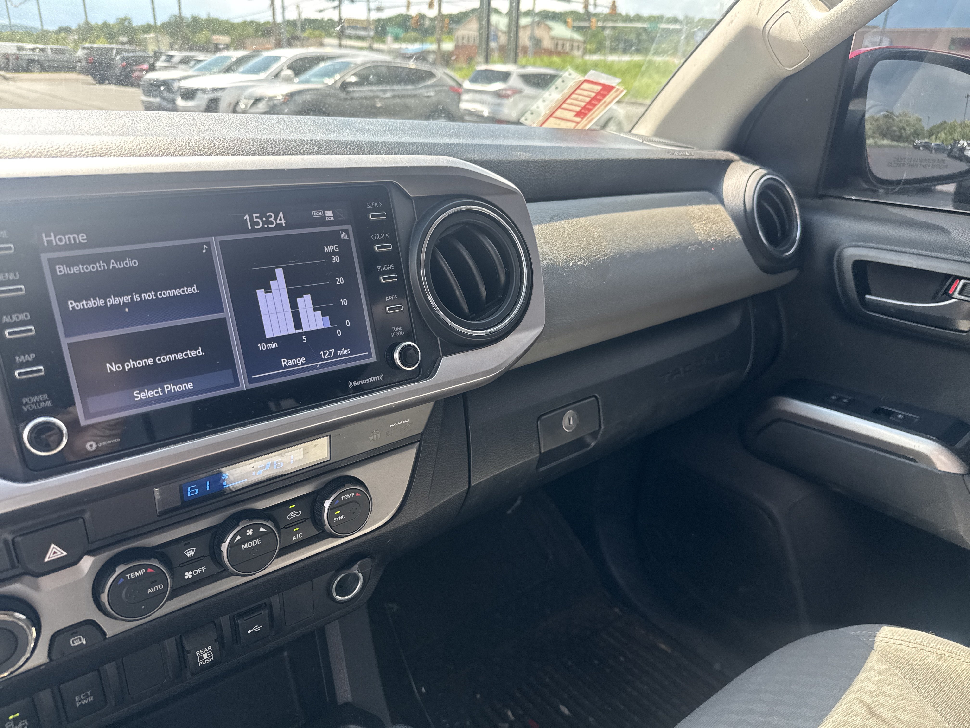 Used 2022 Toyota Tacoma SR5 w/ Technology Package AWD/4WD image 22