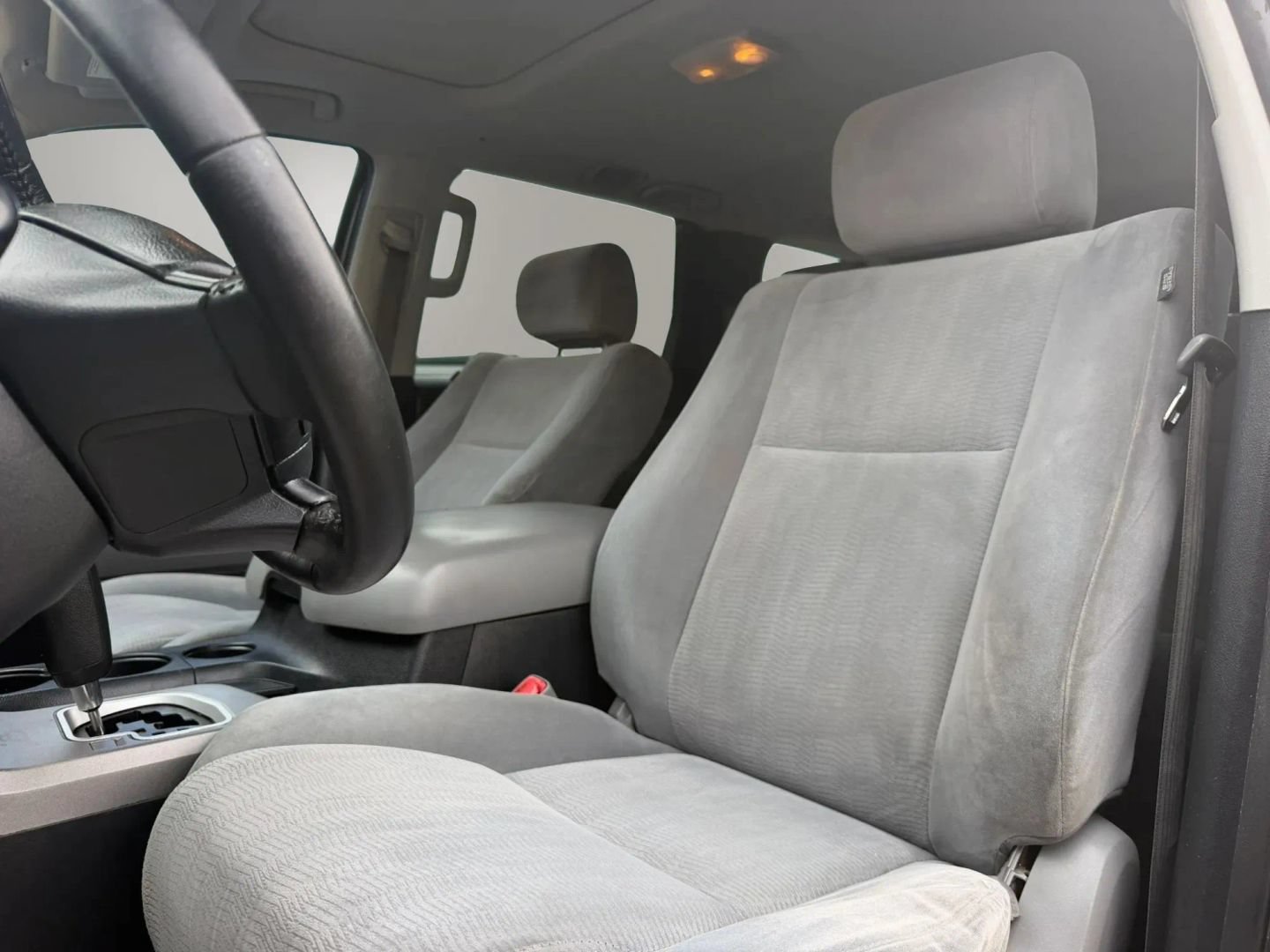 Used 2013 Toyota Sequoia SR5 RWD image 10