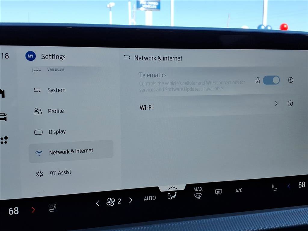 New 2026 Ford Explorer ST-Line w/ ST-Line Street Pack image 12