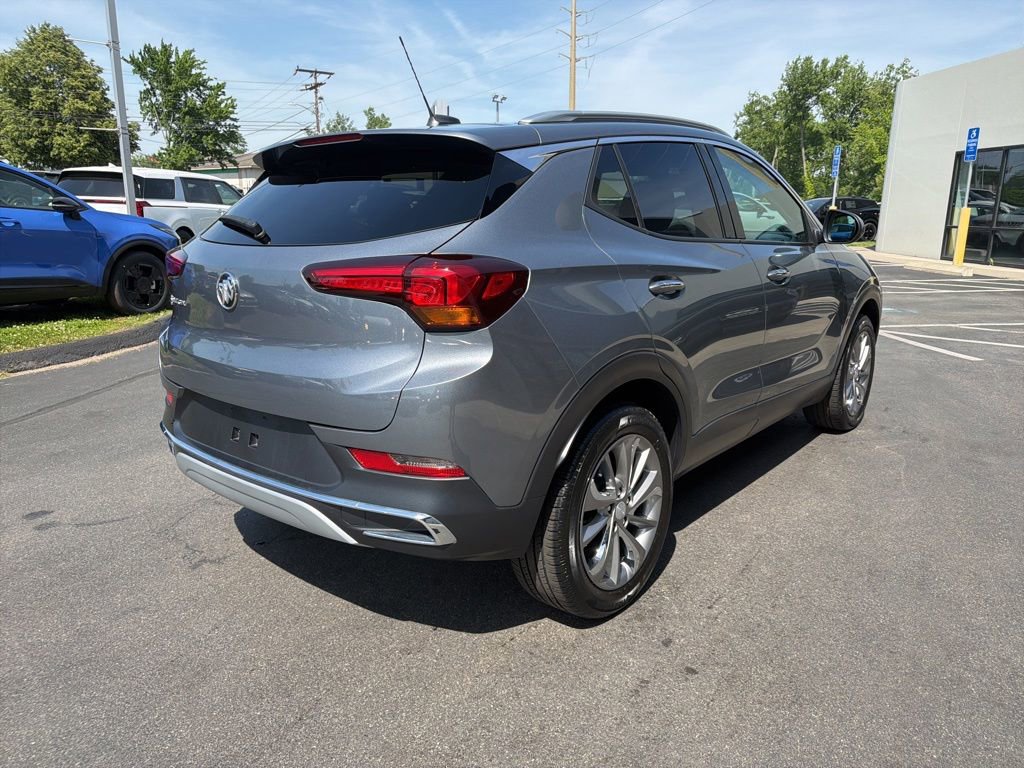 Used 2022 Buick Encore GX Essence w/ Experience Buick Package AWD/4WD image 8
