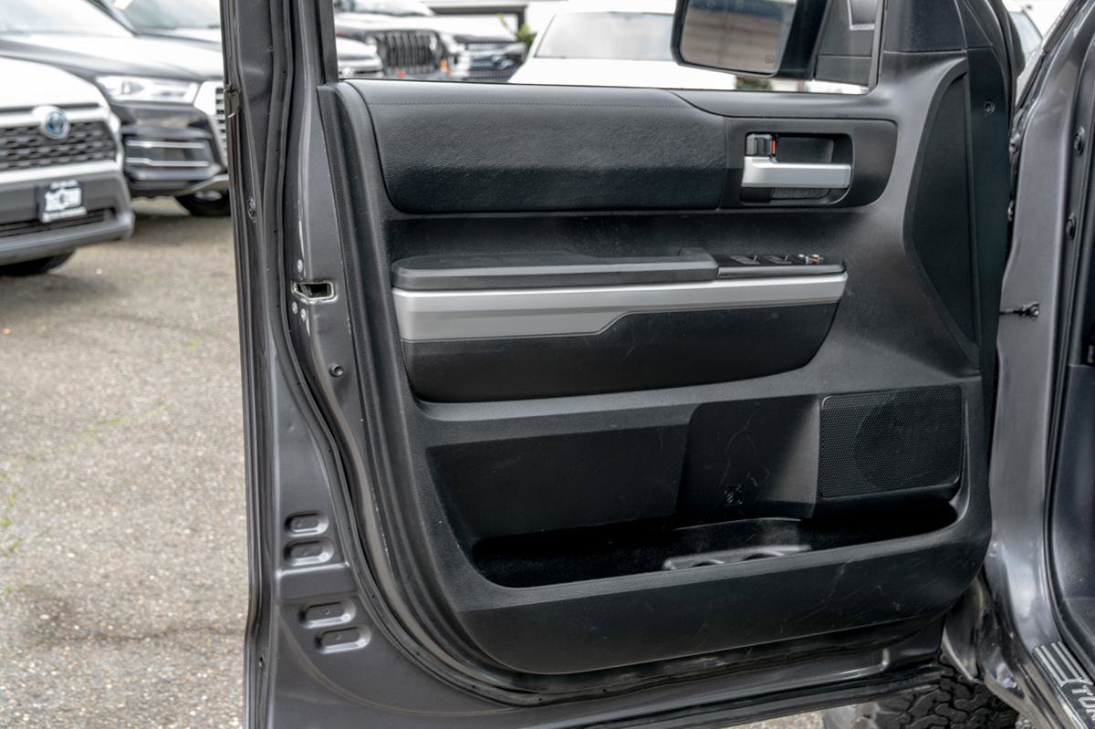 Used 2018 Toyota Tundra SR5 image 21