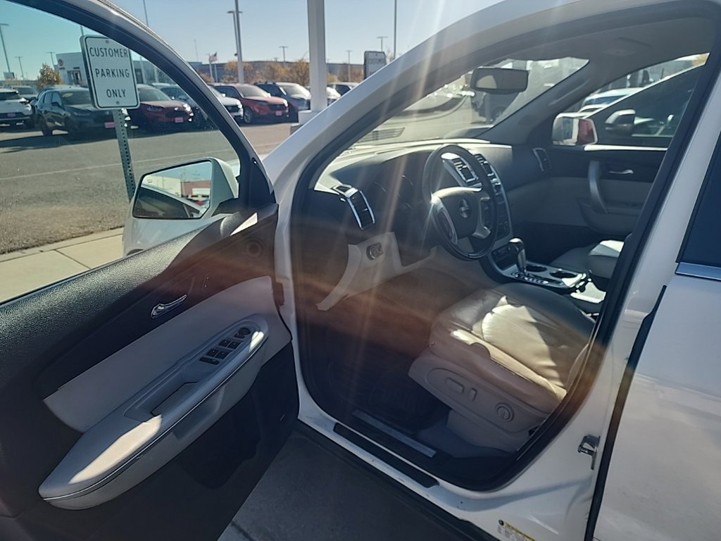 Used 2011 GMC Acadia SLT AWD/4WD image 13