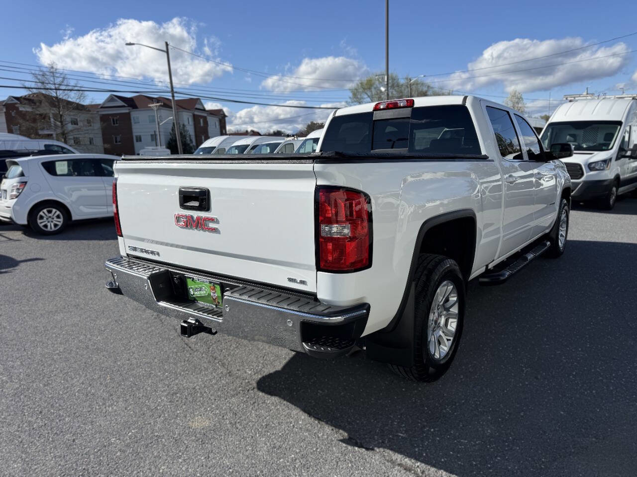Used 2017 GMC Sierra 1500 SLE w/ SLE Value Package image 3