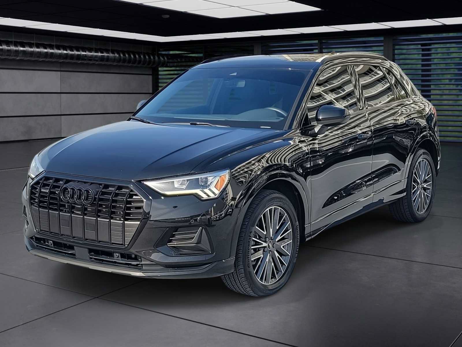 Certified 2024 Audi Q3 2.0T Premium w/ Convenience Package