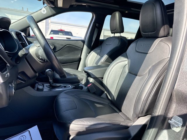 Used 2020 Jeep Cherokee High Altitude AWD/4WD image 11