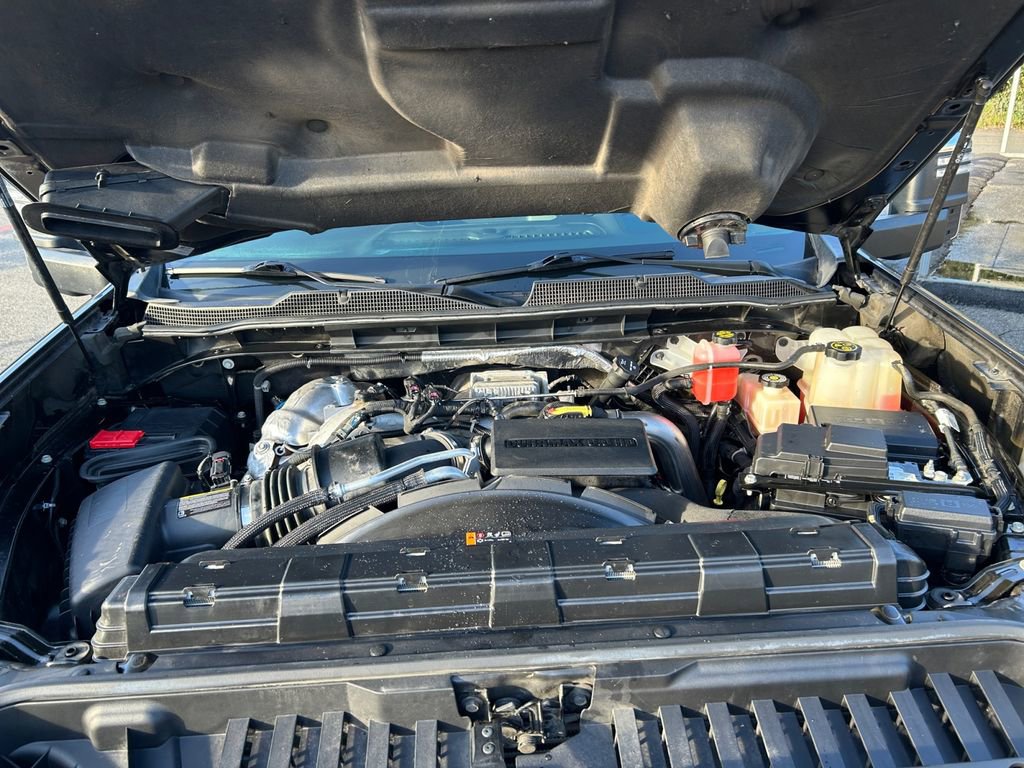 Used 2022 Chevrolet Silverado 3500 High Country w/ Technology Package image 29