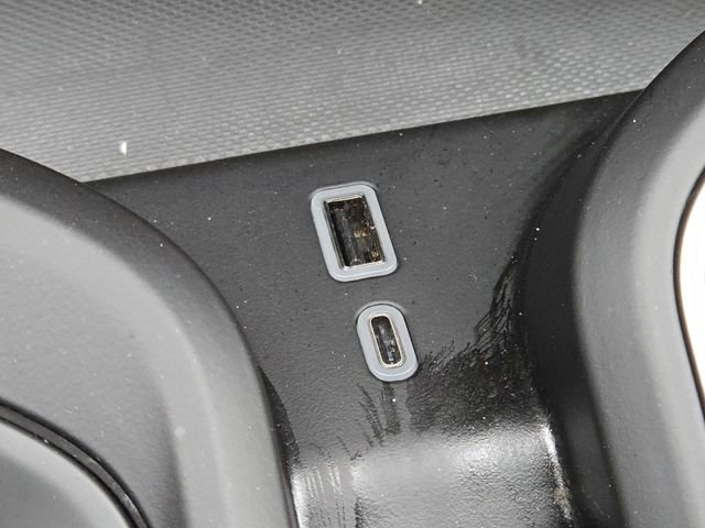 Used 2024 GMC Sierra 1500 Denali Ultimate image 9