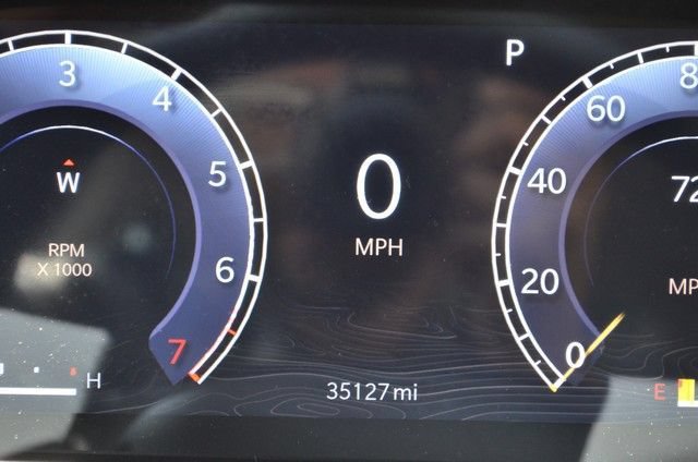 Used 2023 Jeep Grand Cherokee L Limited w/ Rear Seat Video Group I AWD/4WD image 23