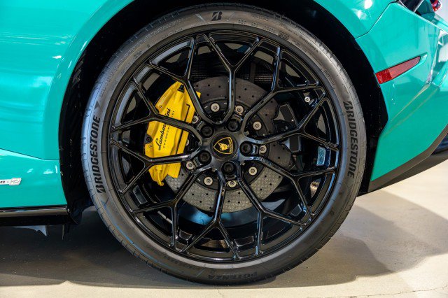 Used 2023 Lamborghini Huracan Tecnica RWD image 23