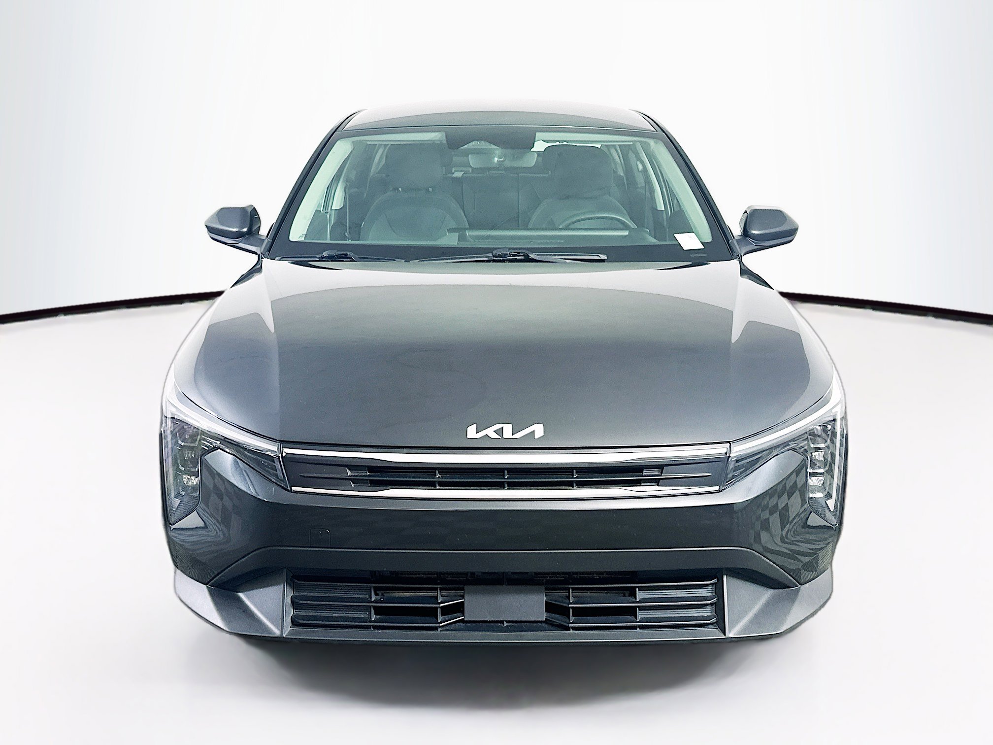 Used 2025 Kia K4 LXS image 2