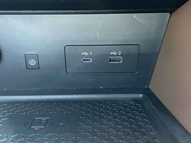 Used 2024 Nissan Pathfinder Platinum FWD image 25