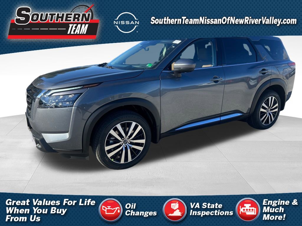 New 2025 Nissan Pathfinder Platinum w/ Cargo Package
