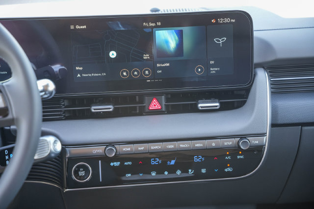 New 2026 Hyundai Ioniq 5 SEL RWD image 17