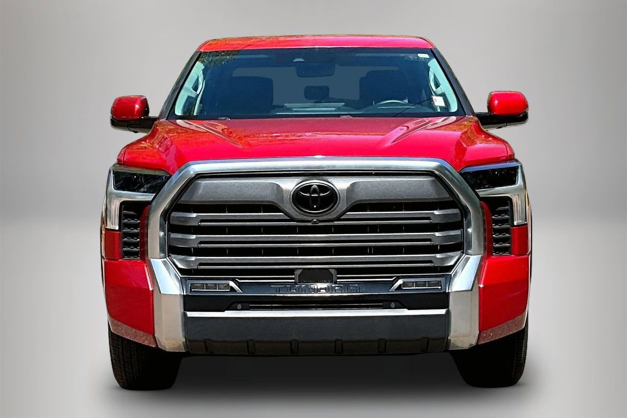 Used 2023 Toyota Tundra Limited image 3
