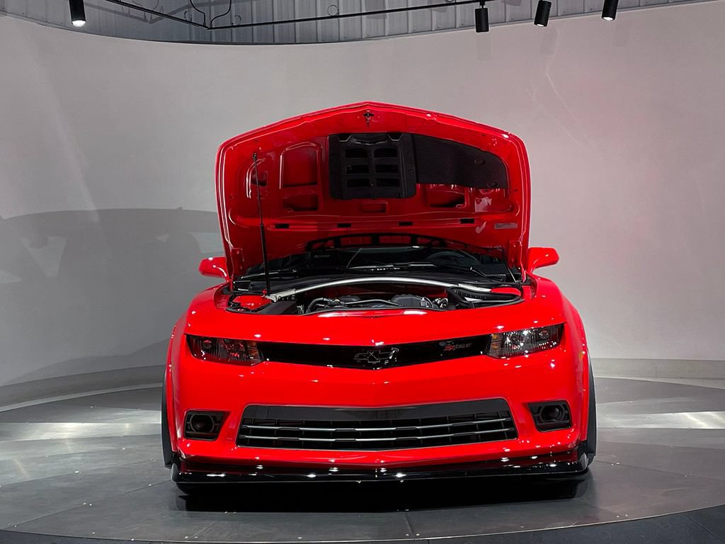 Used 2015 Chevrolet Camaro Z/28 RWD image 31