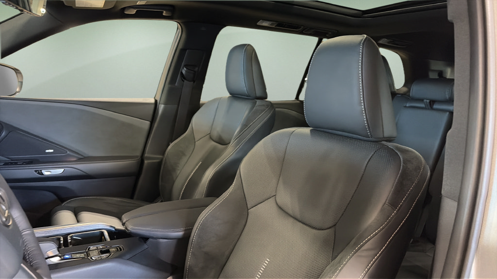 Certified 2026 Lexus TX 350 AWD w/ Technology Package image 17