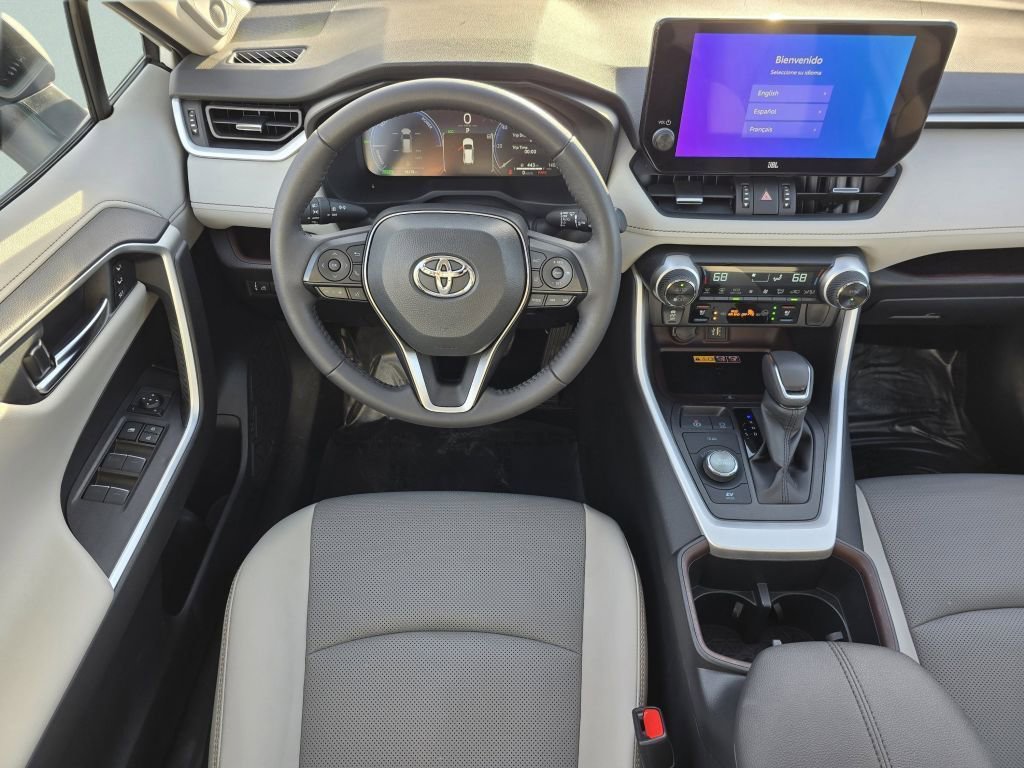 Used 2025 Toyota RAV4 Limited w/ Advanced Technology Package image 32