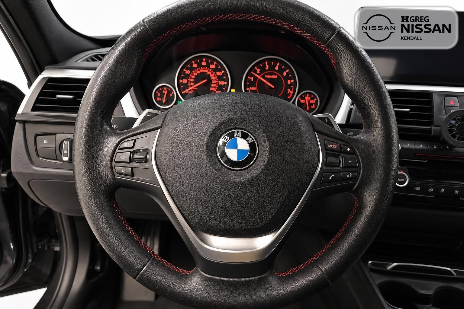 Used 2018 BMW 330i Sedan RWD image 8