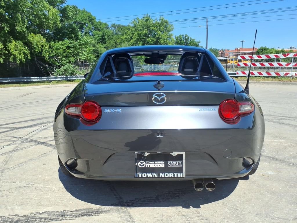 Used 2022 MAZDA MX-5 Miata RF Grand Touring RWD image 4
