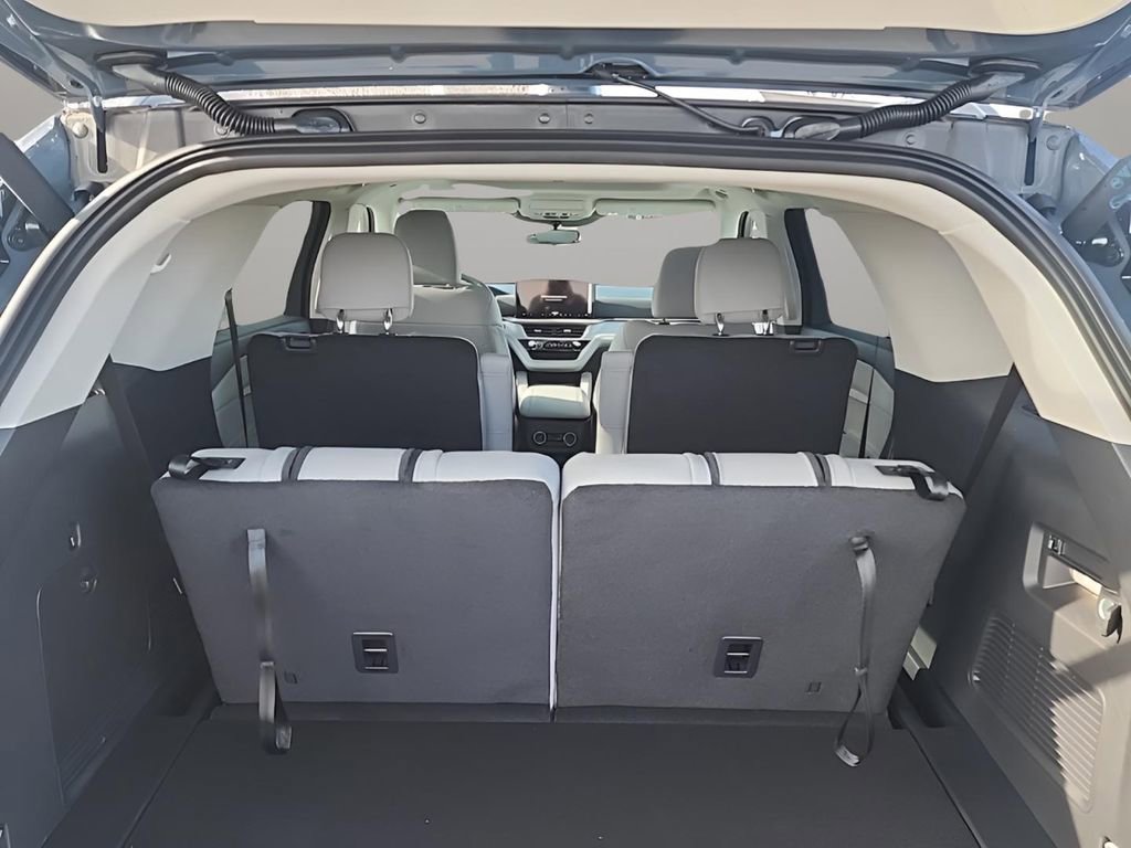 New 2026 Ford Explorer Active w/ Active Comfort Package image 9