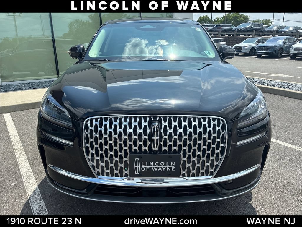 Certified 2024 Lincoln Corsair AWD w/ Equipment Group 101A image 11