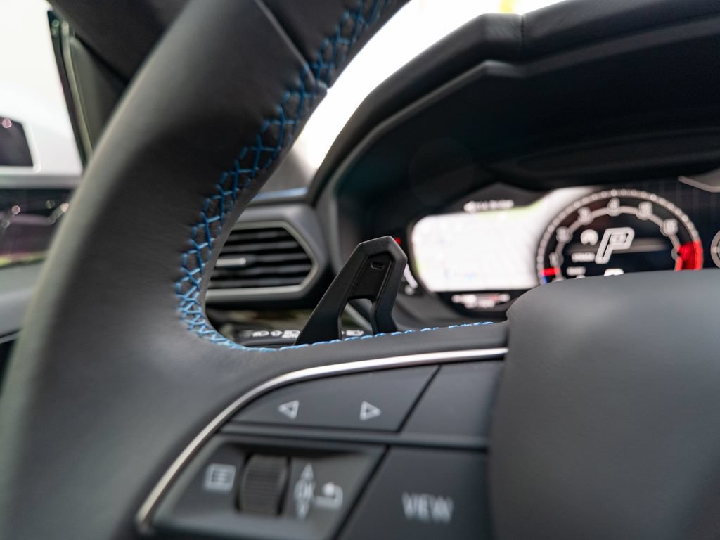 Used 2024 Lamborghini Urus S AWD/4WD image 13