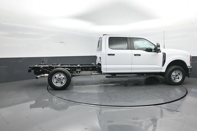 New 2026 Ford F350 XL image 8