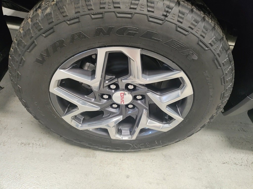 New 2026 GMC Sierra 1500 SLT w/ SLT Premium Plus Package image 6