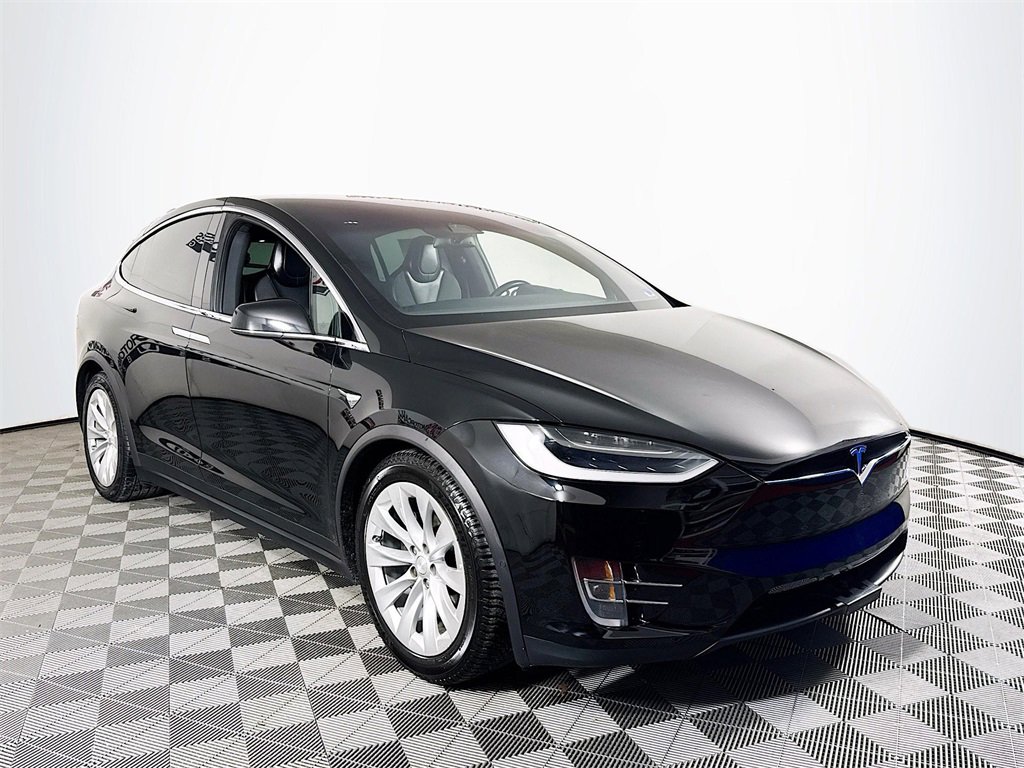 Used 2018 Tesla Model X 100D image 1
