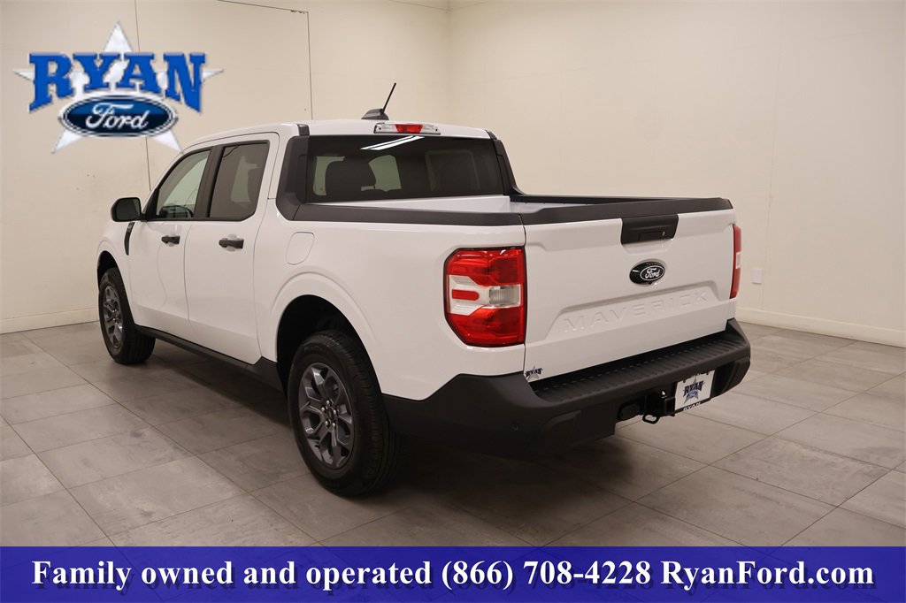 New 2025 Ford Maverick XLT w/ XLT Luxury Package image 3