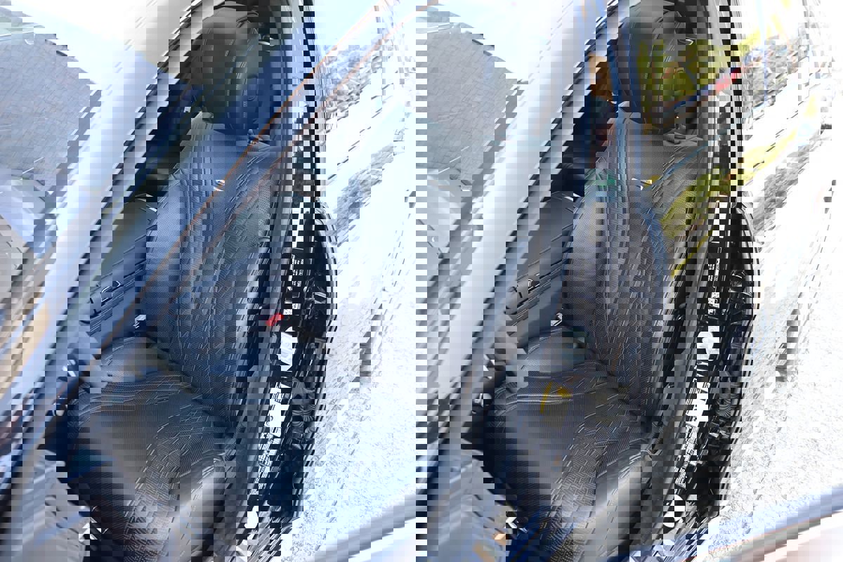 Used 2015 Mercedes-Benz S 63 AMG 4MATIC Sedan w/ Driver Assistance Package image 49